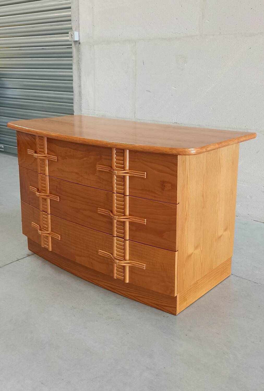 Vintage chest of drawers with bamboo and rattan details
