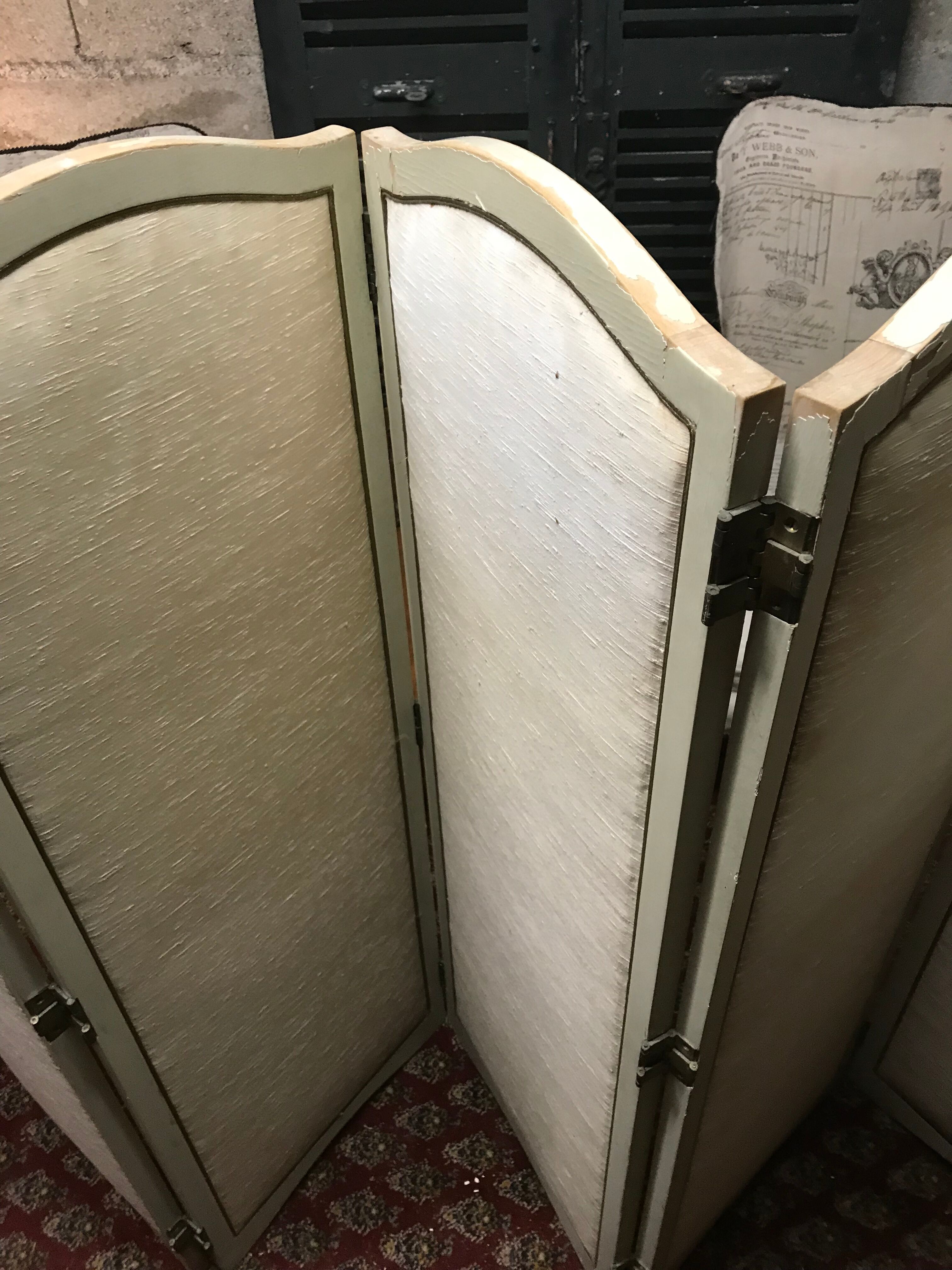 Old screen wood art deco