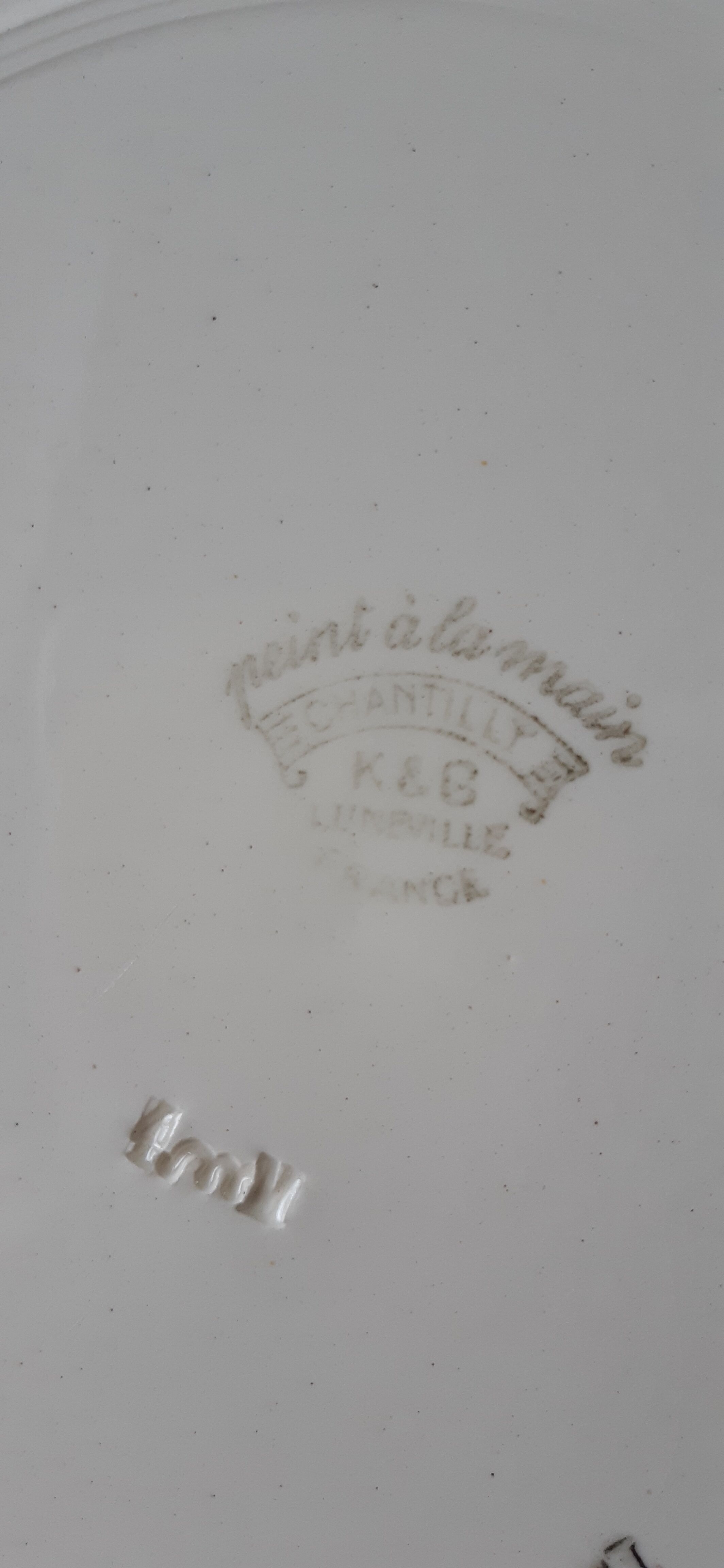 Dish Luneville model Chantilly