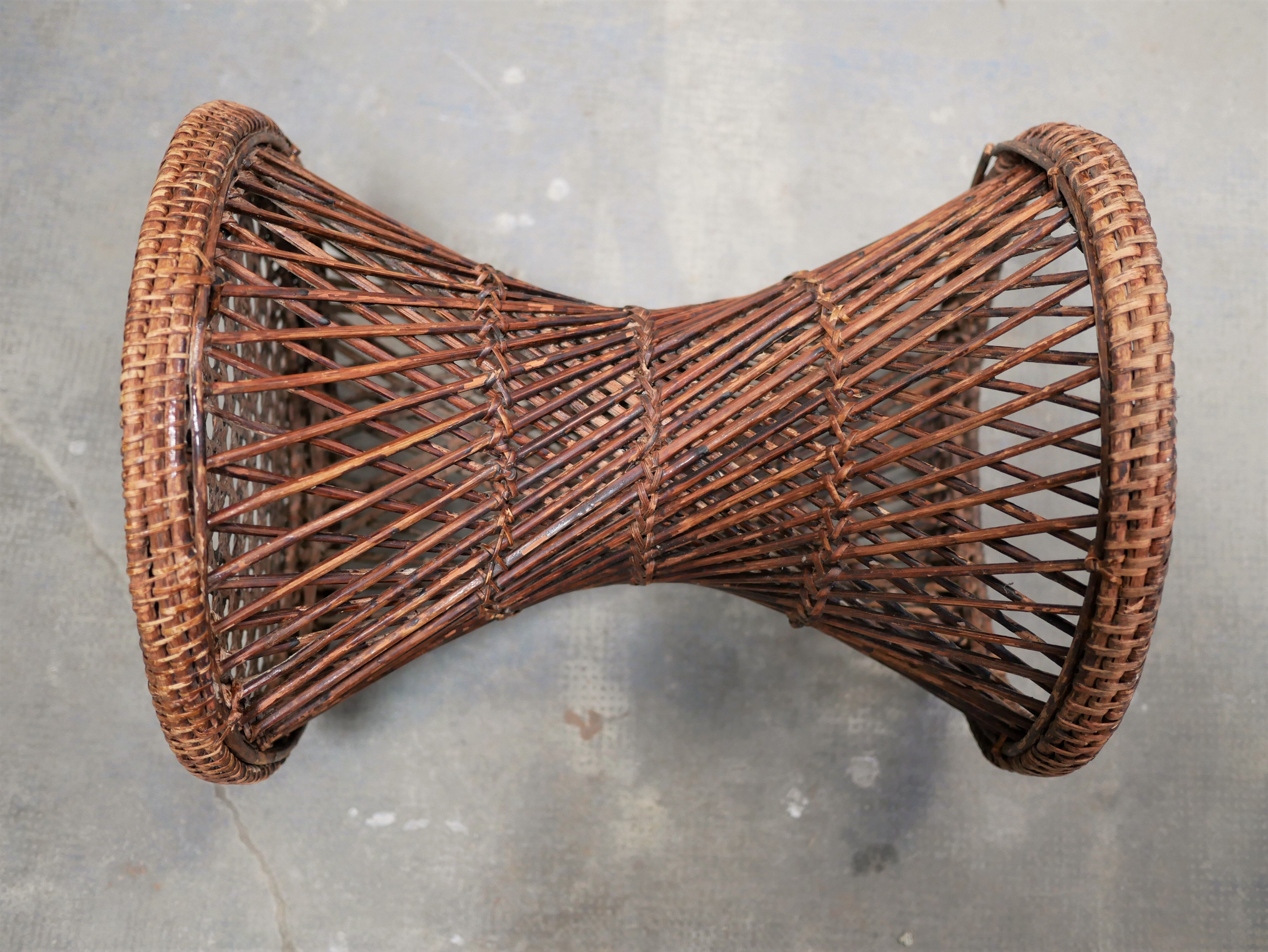 Table d'appoint diabolo vintage en rotin