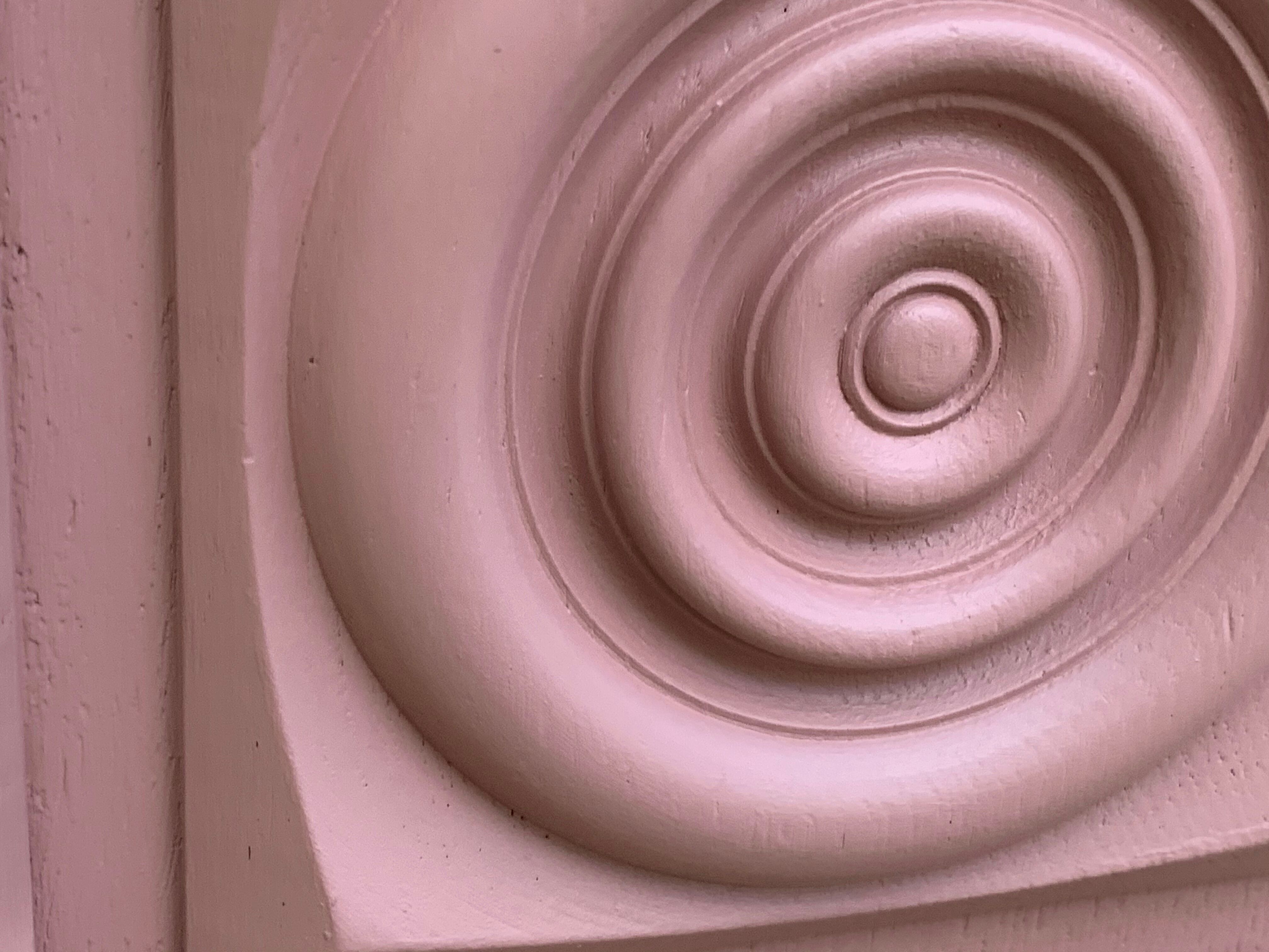 Old pink chest bench 1950