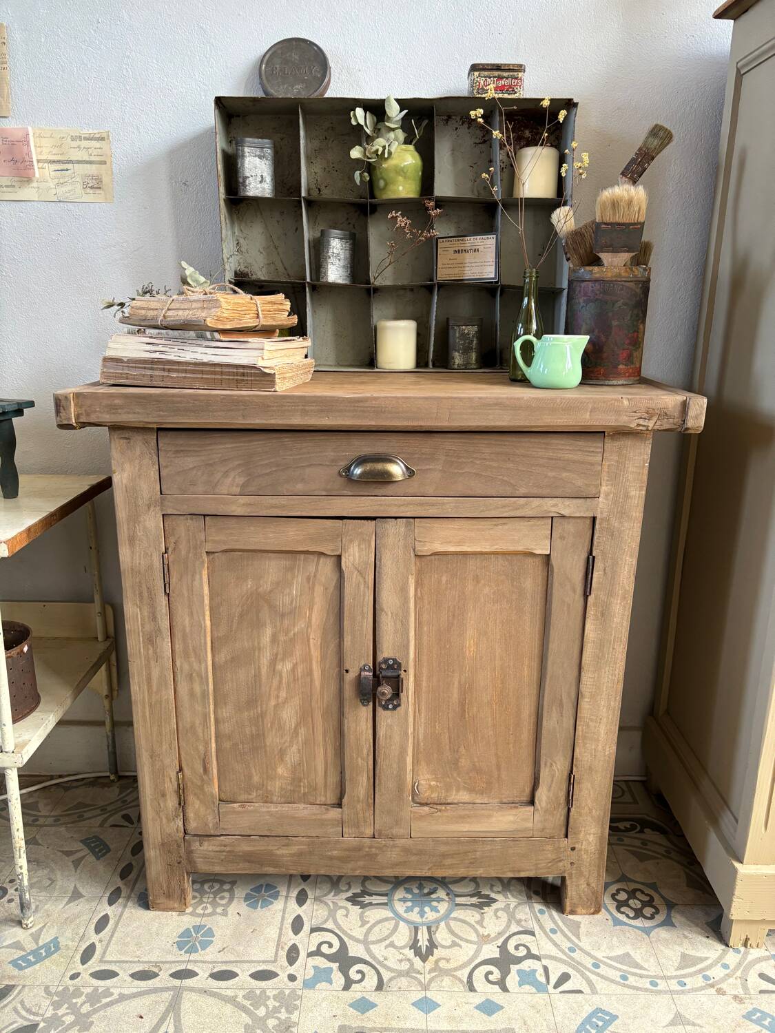 Small established buffet