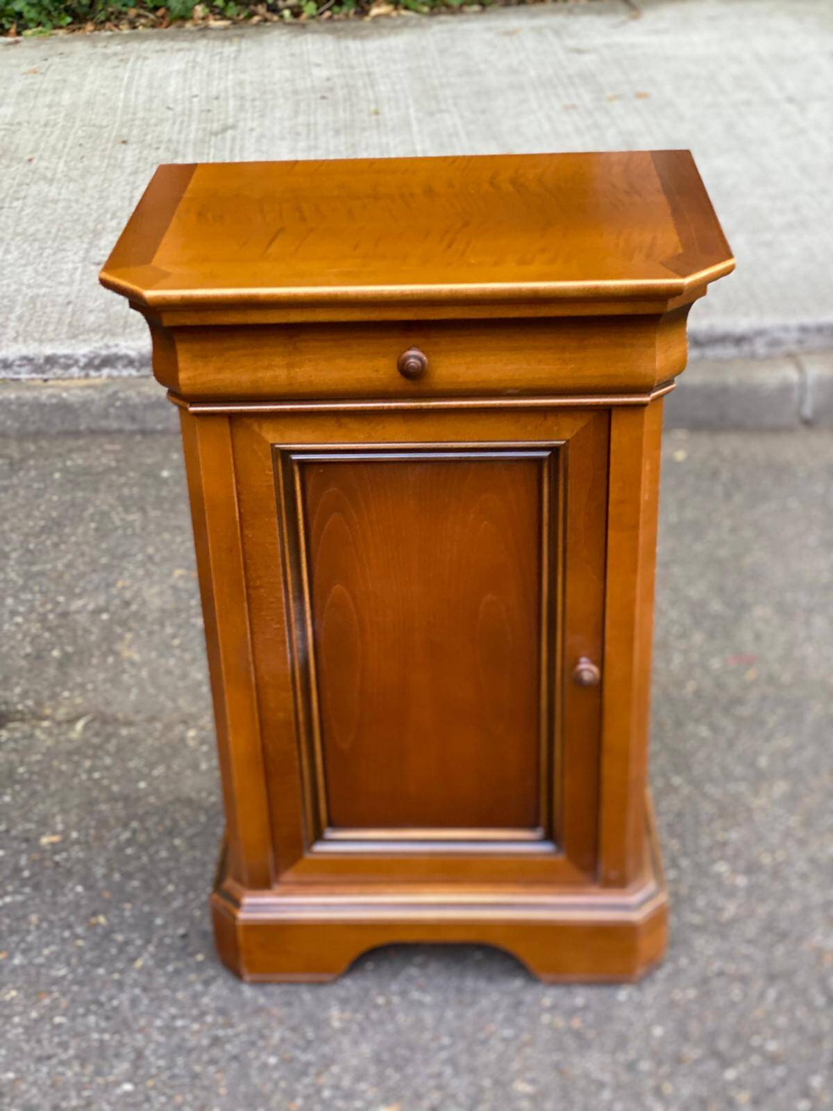 Louis Philippe bedside table in solid wood Novostyle 1970