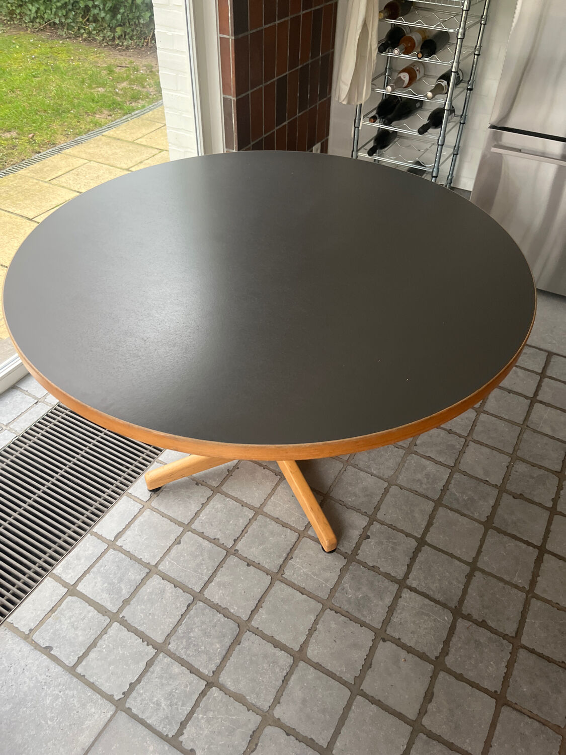 Round table Ø 120 cm by Bruno Rey for Kusch+Co – Made in Germany