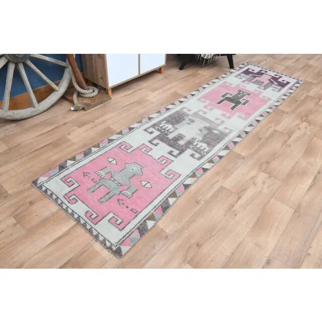 1970s Human Motif Turkish Vintage Oushak Handmade Wool Runner 92x327