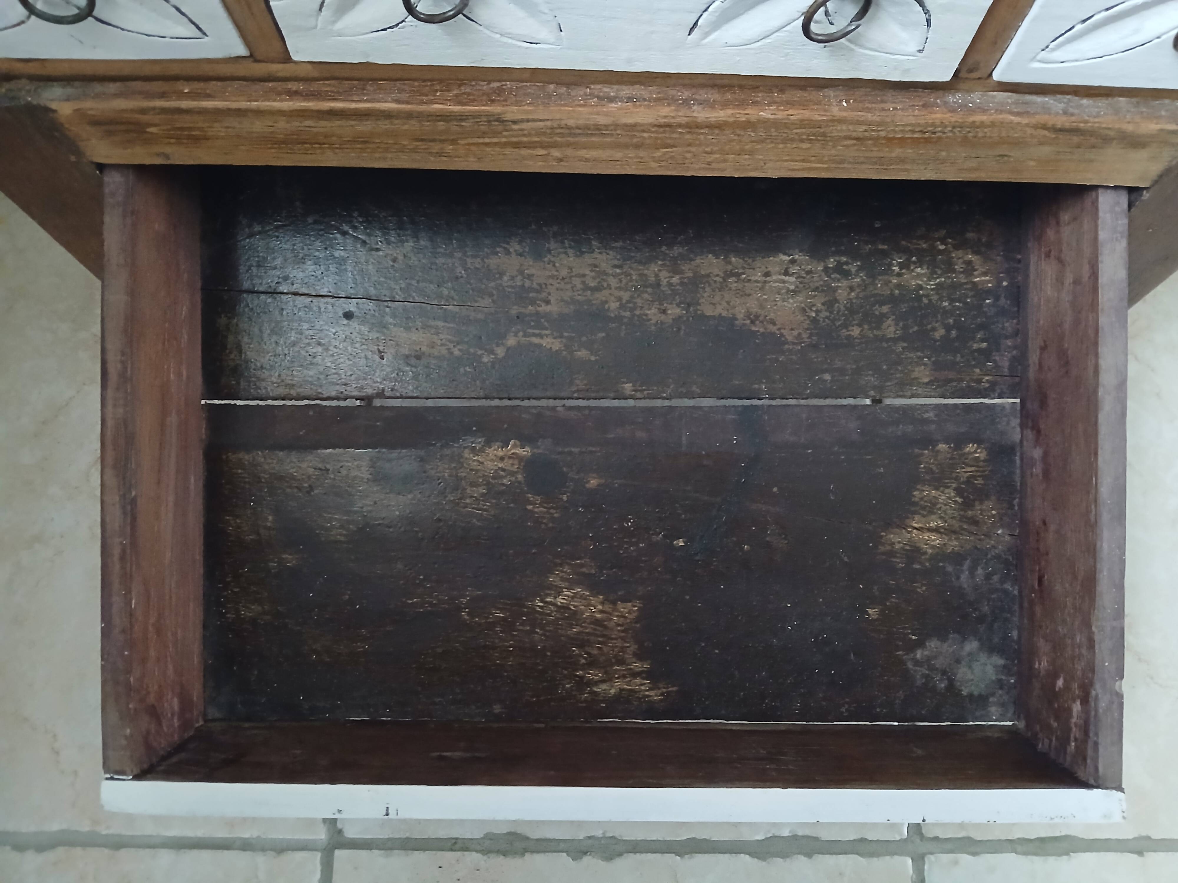 Indonesian-style drawer cabinet.