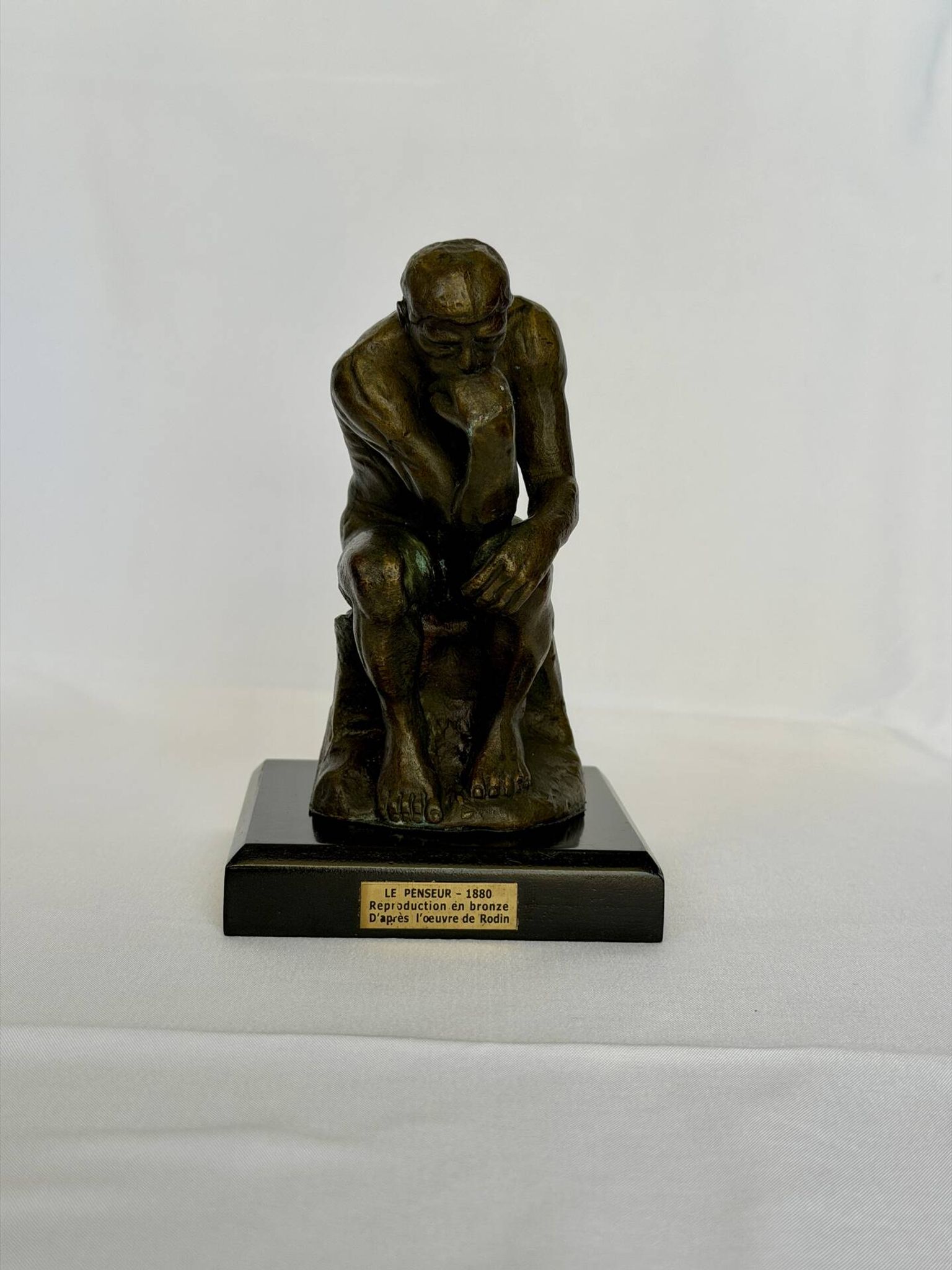 La sculpture en bronze Le Penseur, statue en bronze Rosin