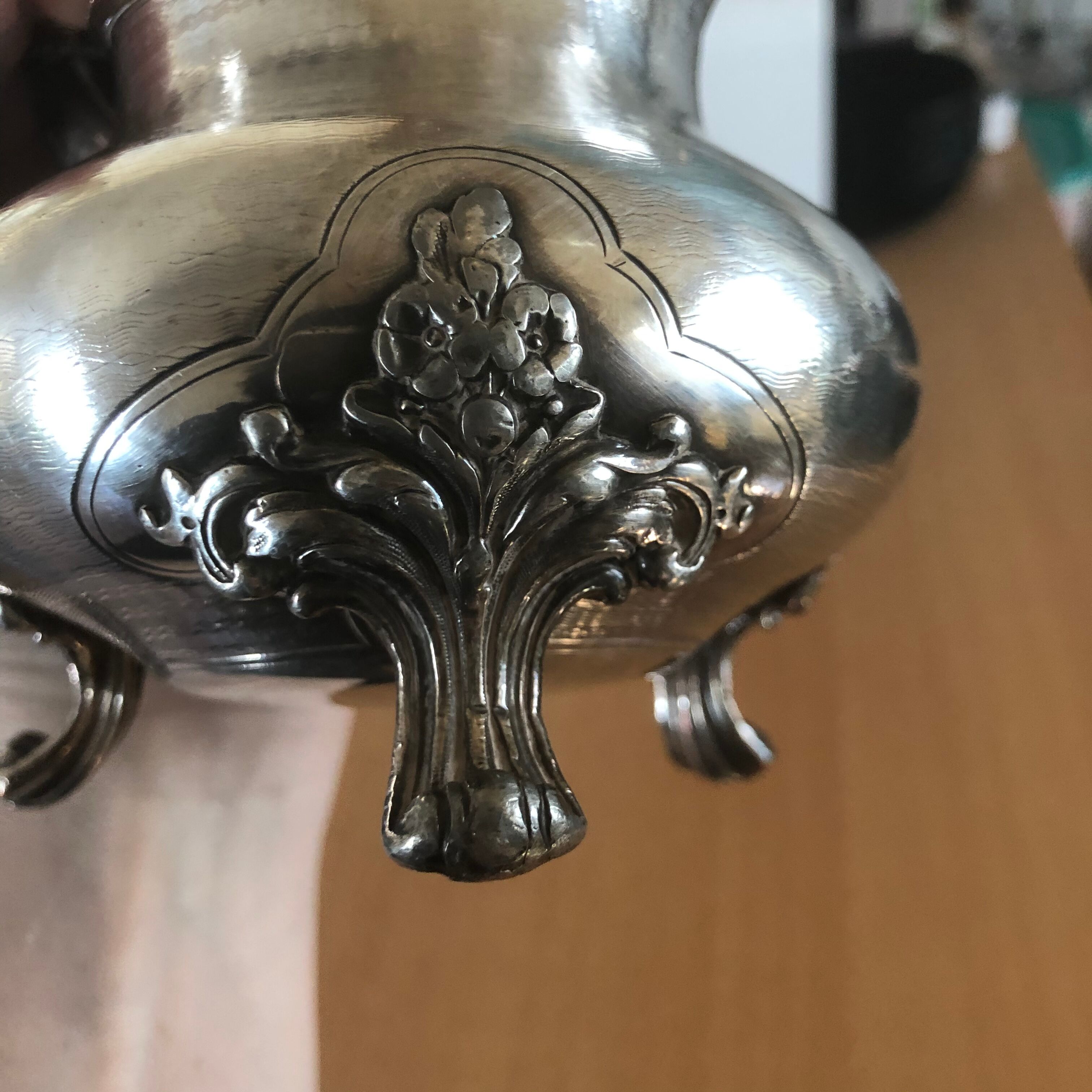 Silver metal milk pot