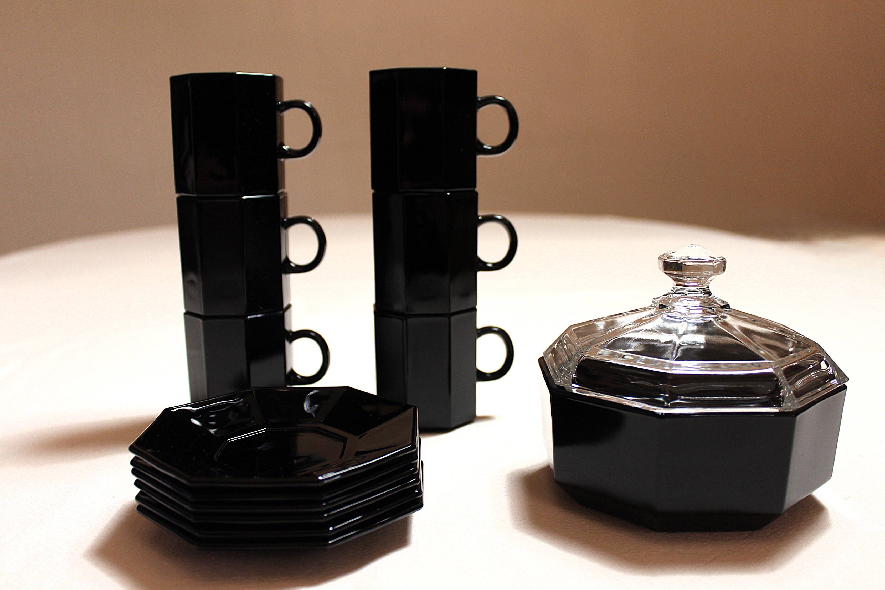 Arcoroc black "Octime" coffee service