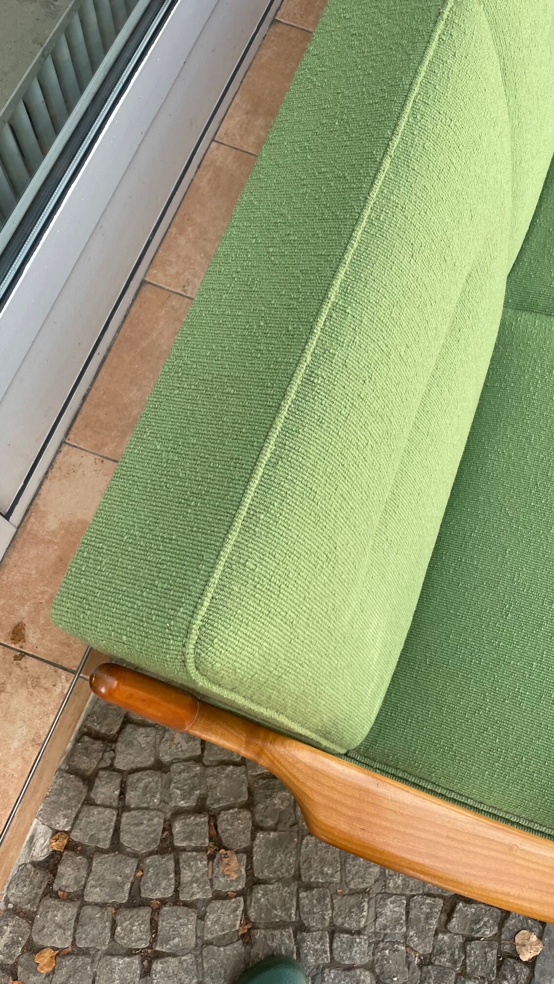 Daybed of the 60s vintage in wood and fabric