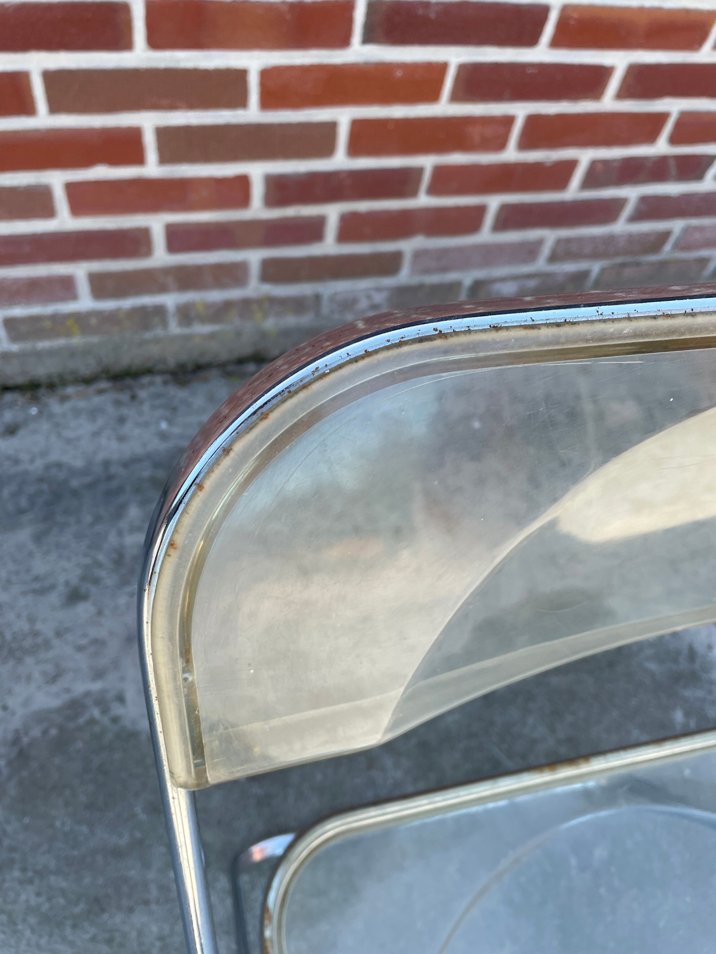 Plia chair by Giancarlo Piretti  for castelli