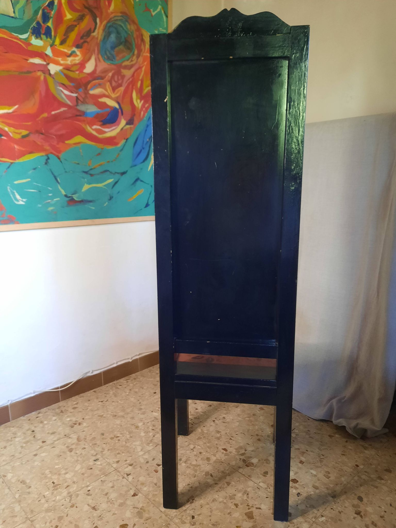 Japanese chair with a high backrest