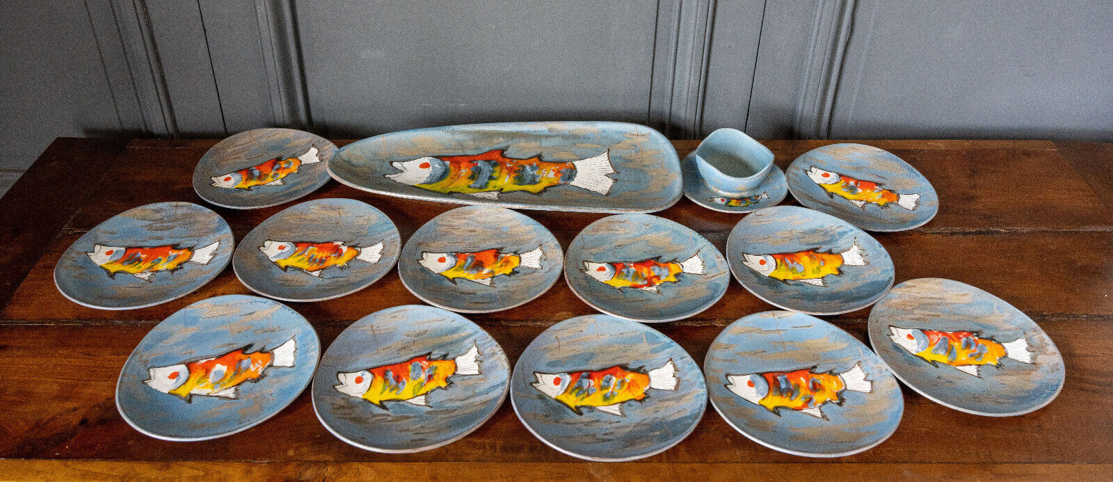 Stylized fish set 1960 Blue background Vallauris 1 course 12 plates