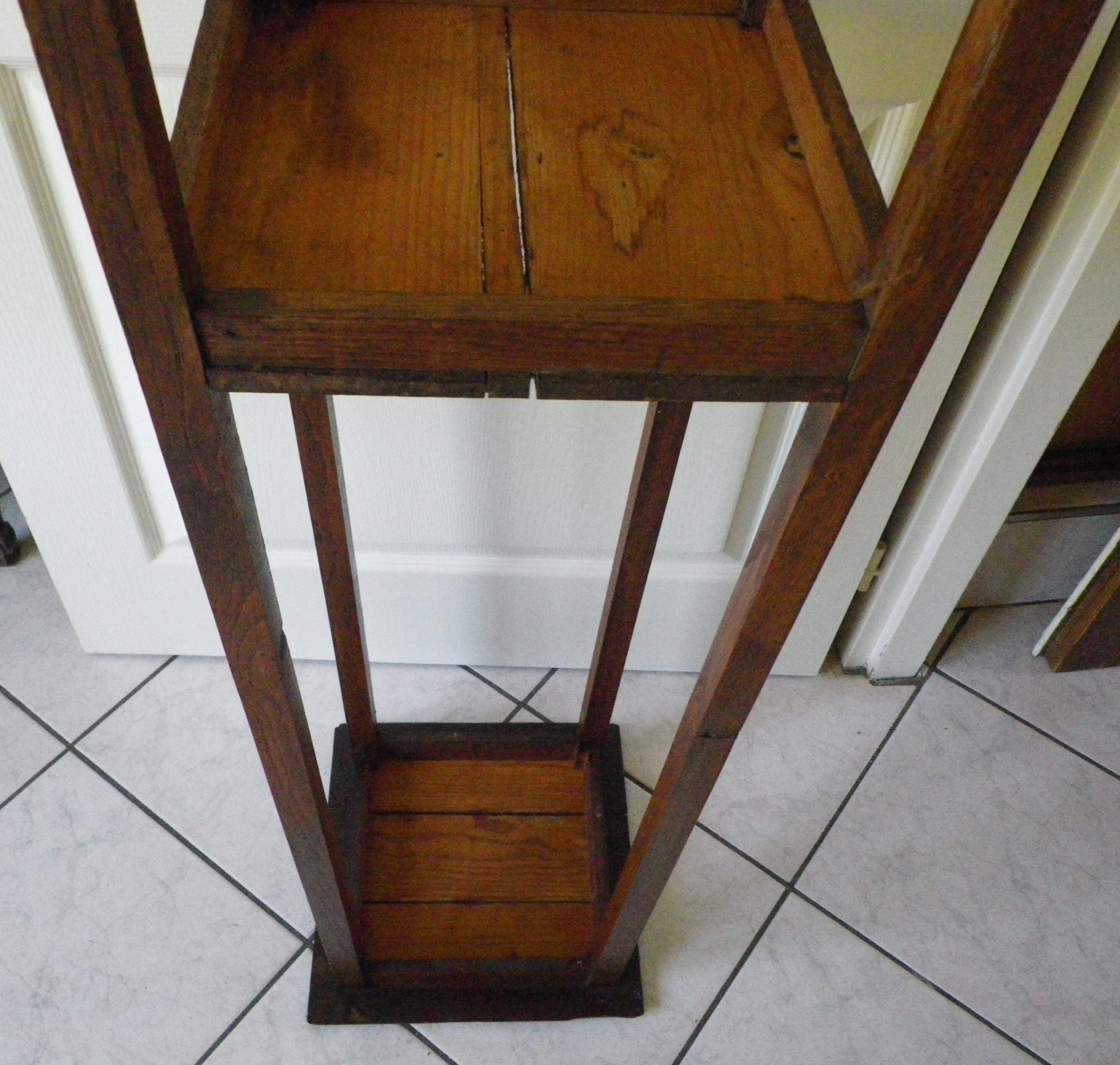 Old wooden sellette 40/50