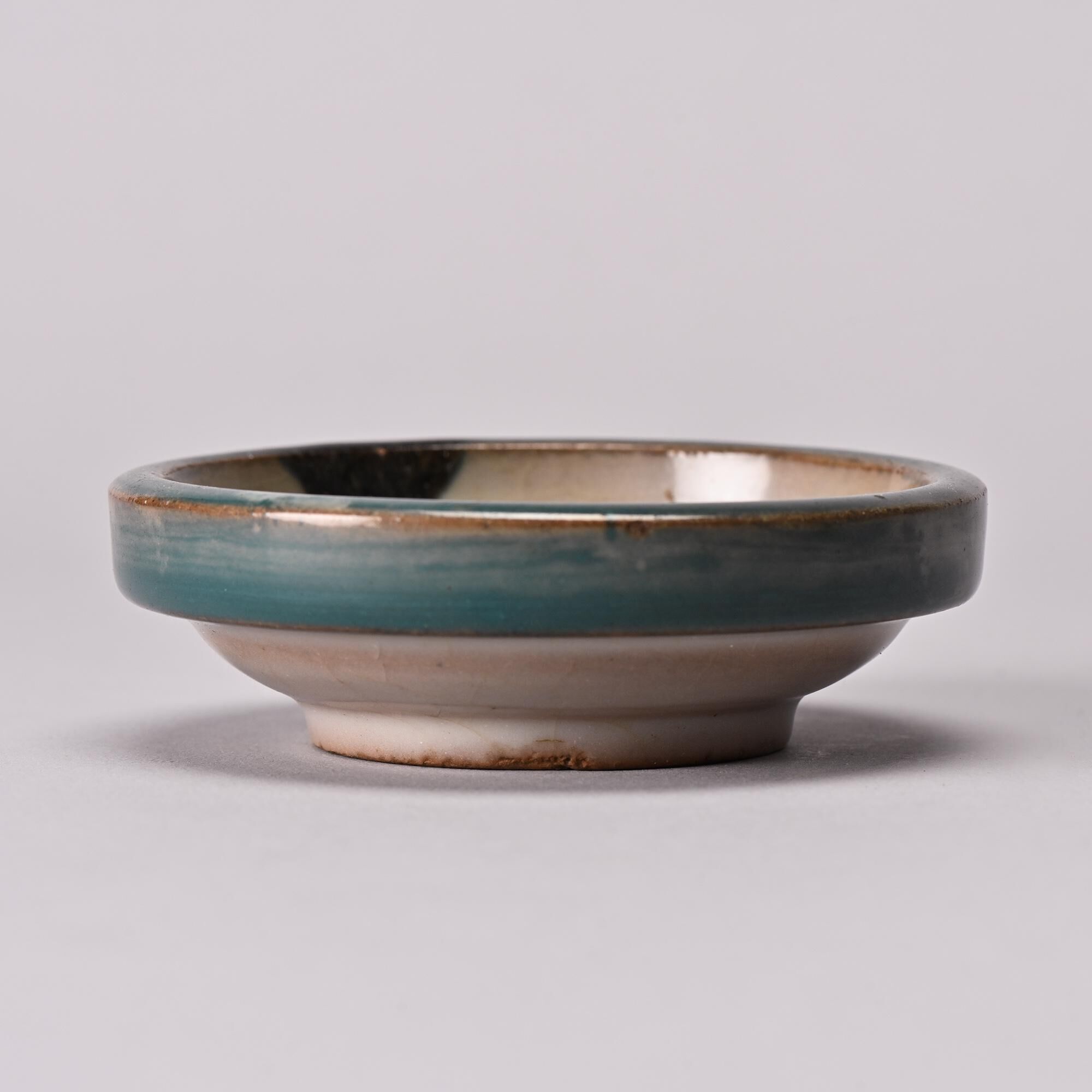 Small bowl attributed to Menelika, Switzerland, circa 1950.