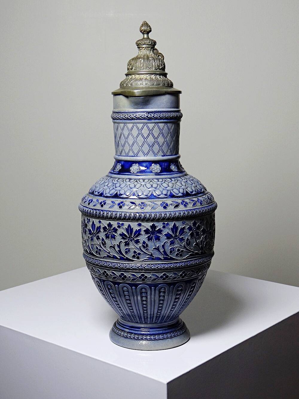 Large beer pitcher in salt-glazed stoneware and pewter, Germany, Westerwald type