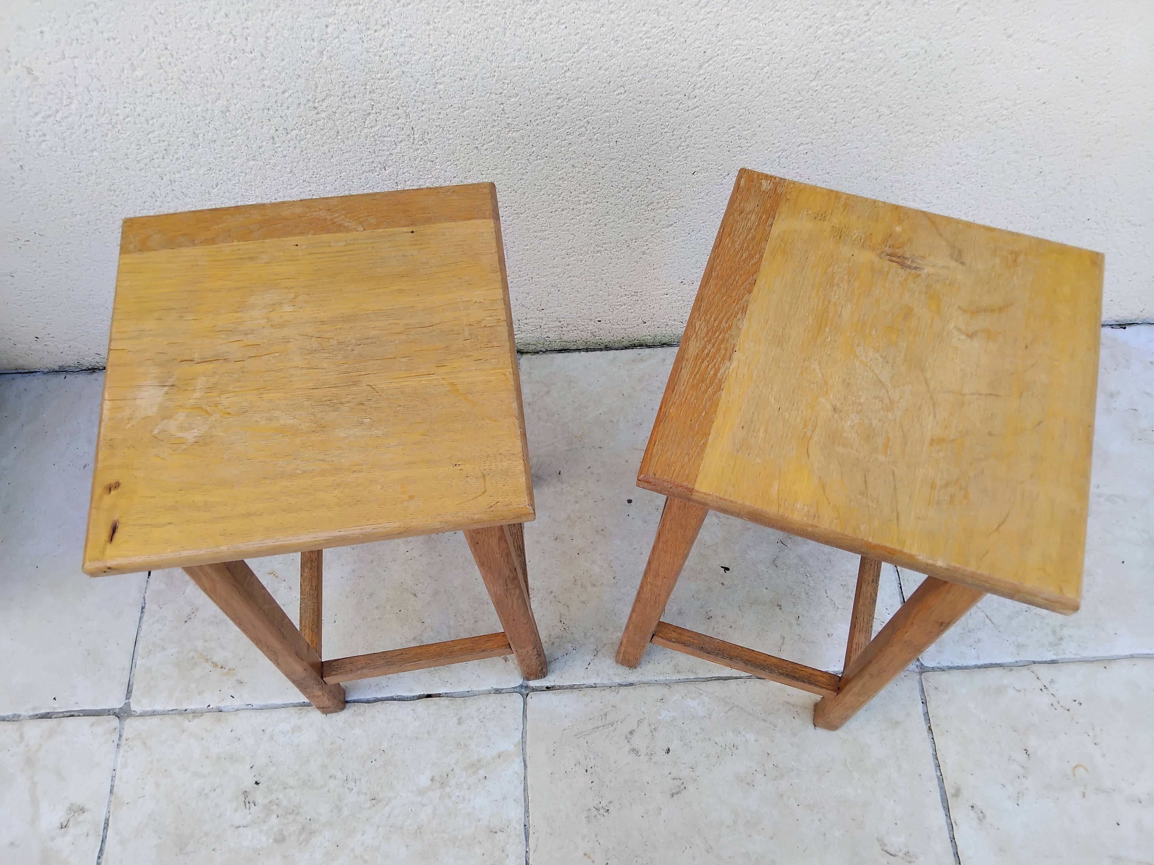 Pair of vintage pine stools from the 80s