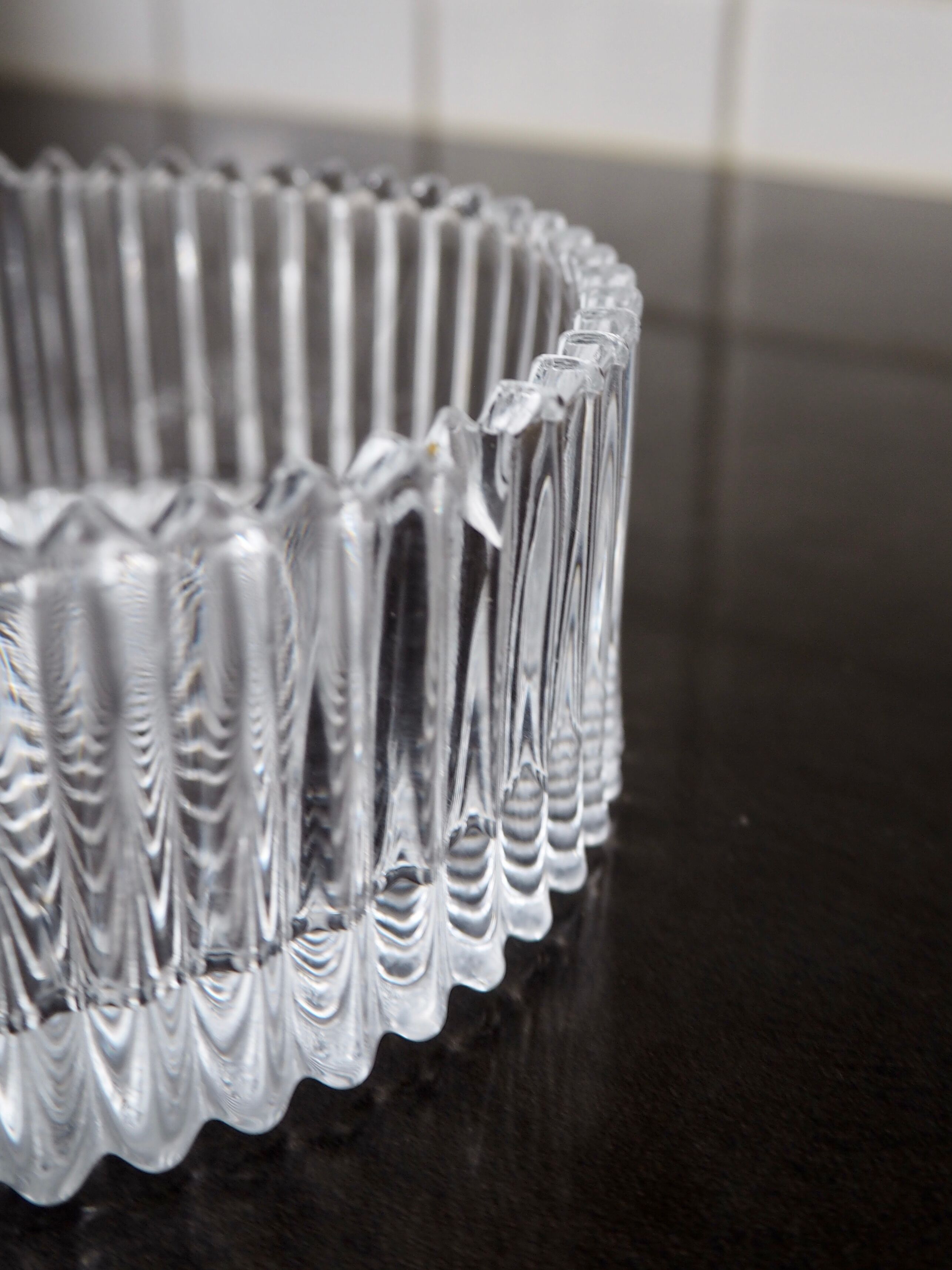 Glass candy maker