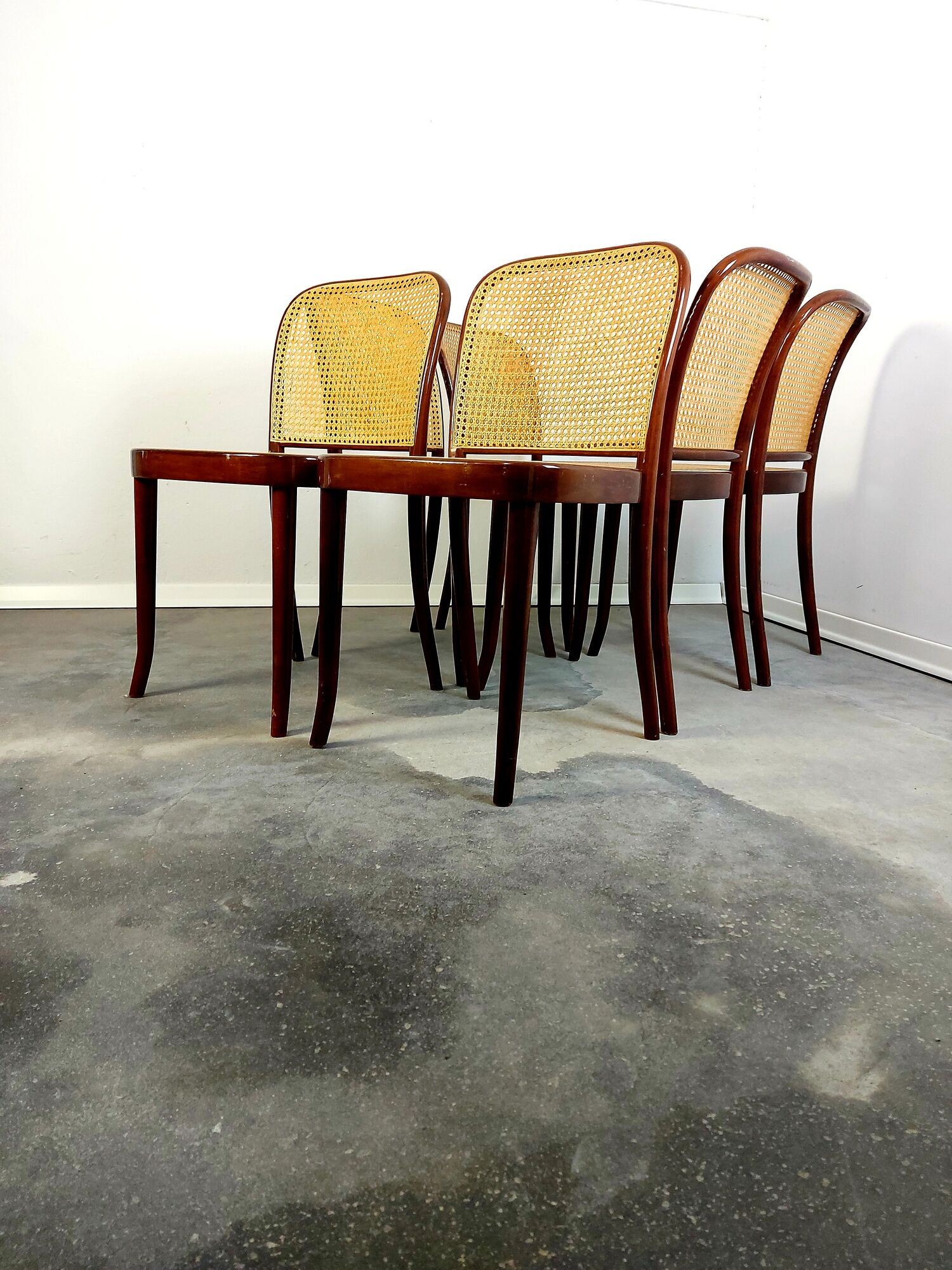 Prague Chair, no. 811 Bentwood, 1980s, 1 of 6