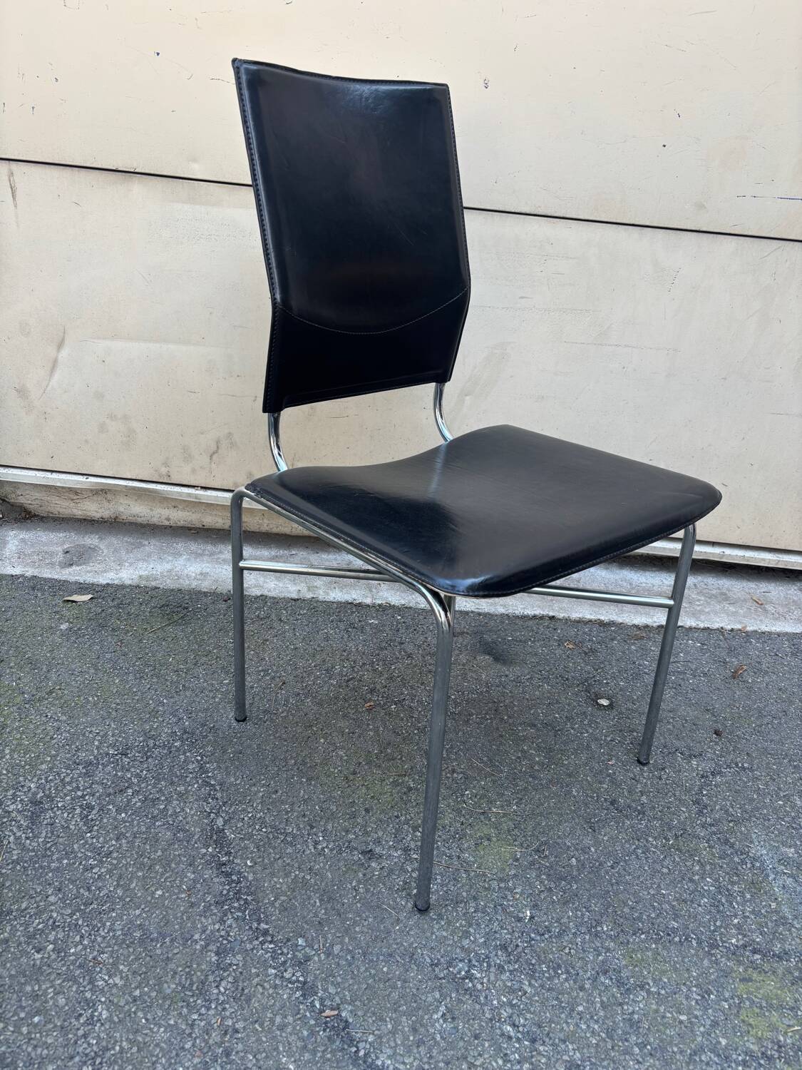 Set of 6 Matteo Grassi leather chairs
