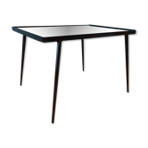 Table bass feet compass