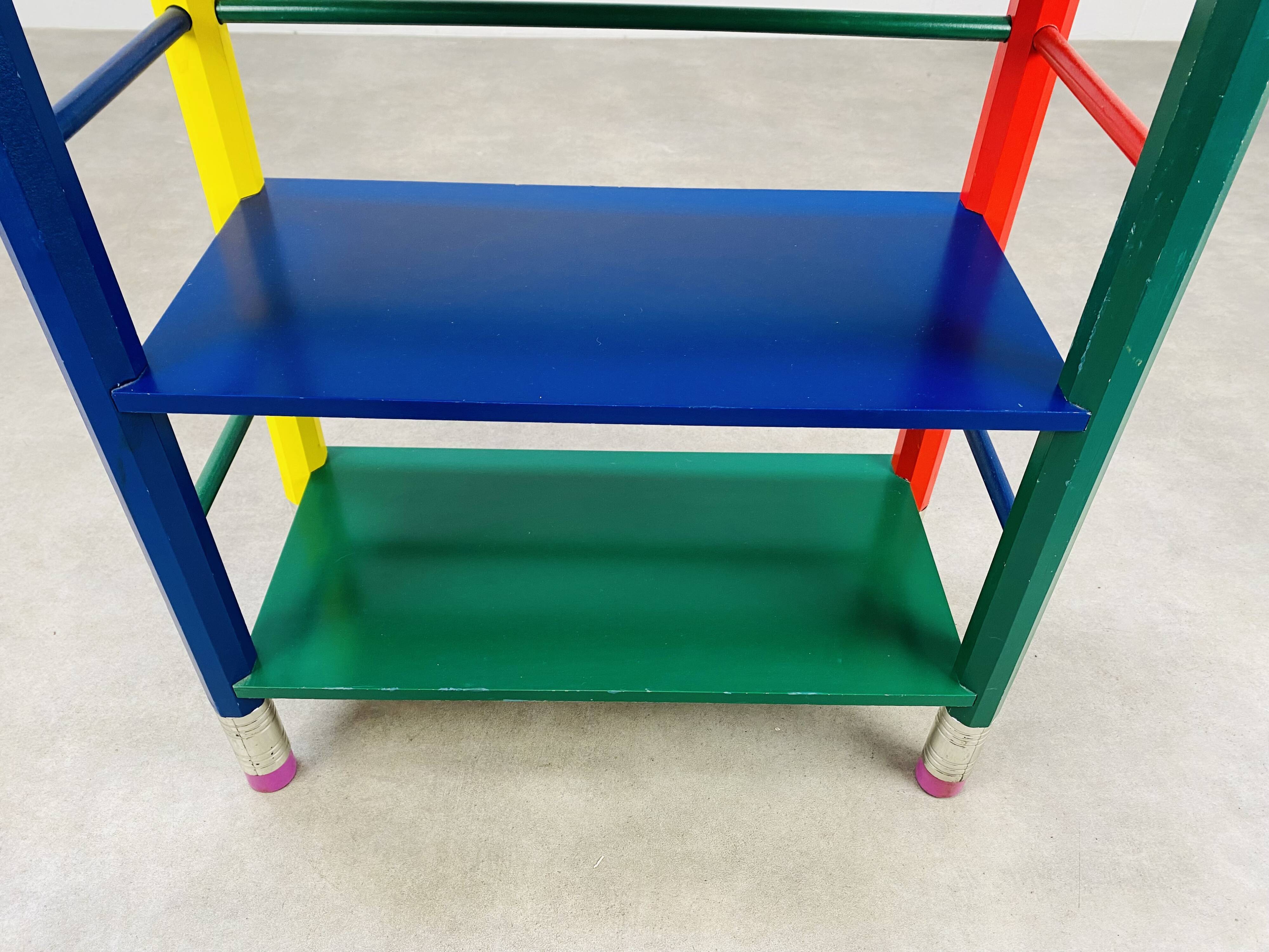 Pierre Sala pencil shelf for children