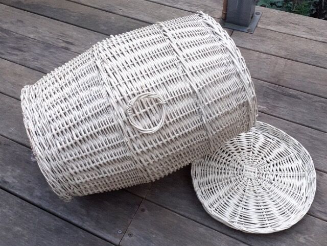 Pan with wicker lid painted white