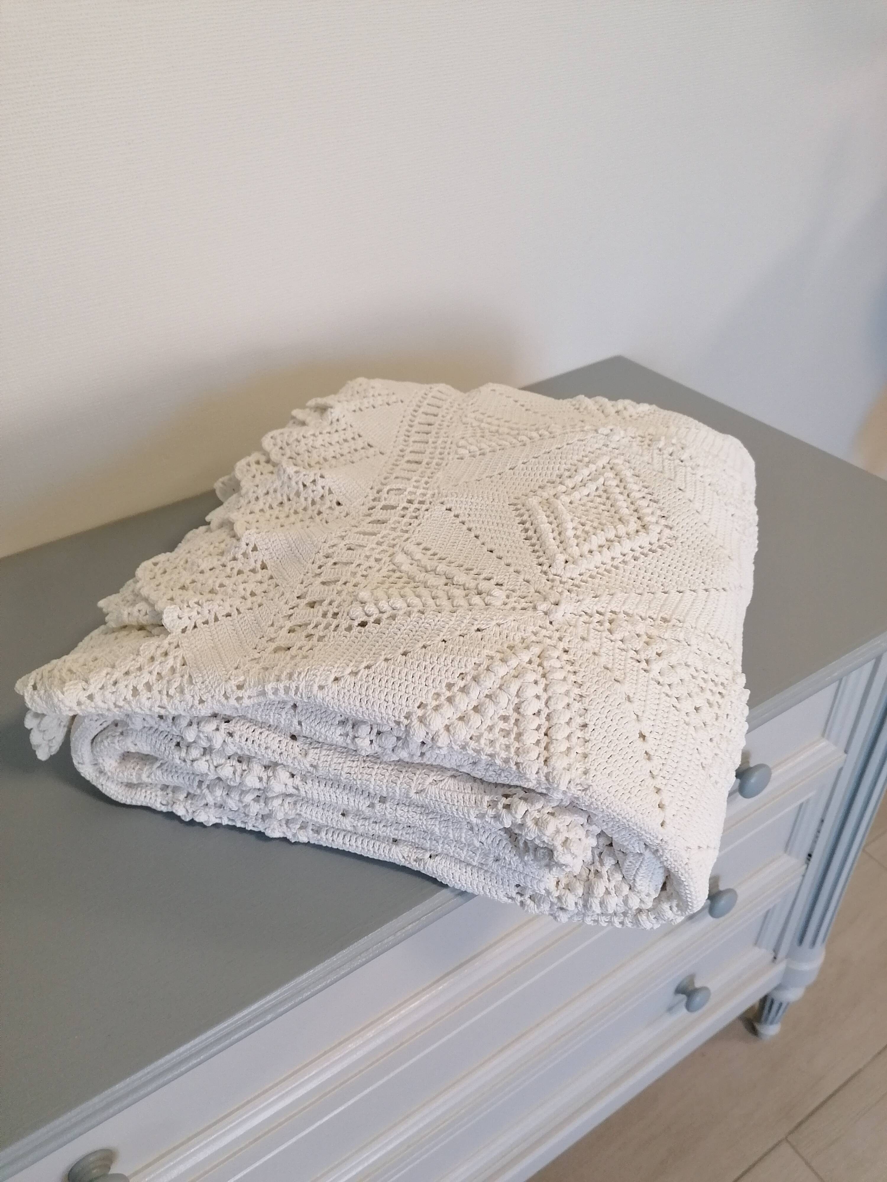 Crochet bedspread