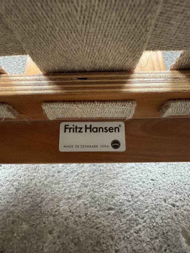 Chaise FH4283 de Hans J Wegner pour Fritz Hansen