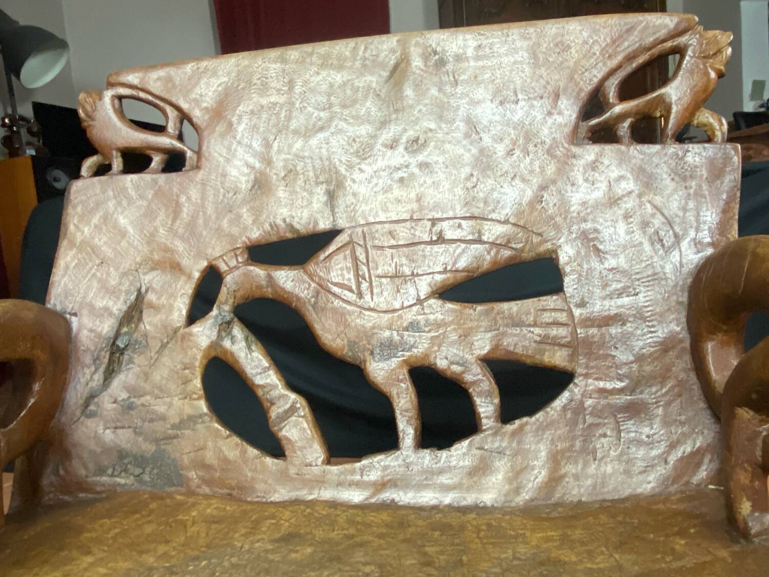 African tribal ensemble of 4 pieces of furniture for dignitaries of the Kingdom of Dahomey, Benin.