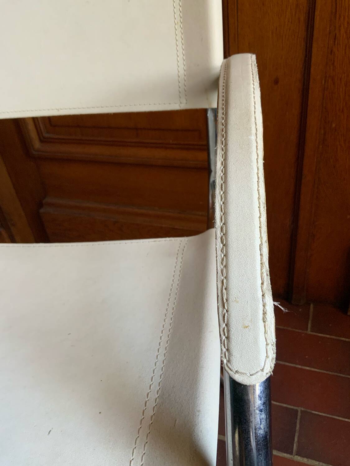 1970s leather cantilever chair