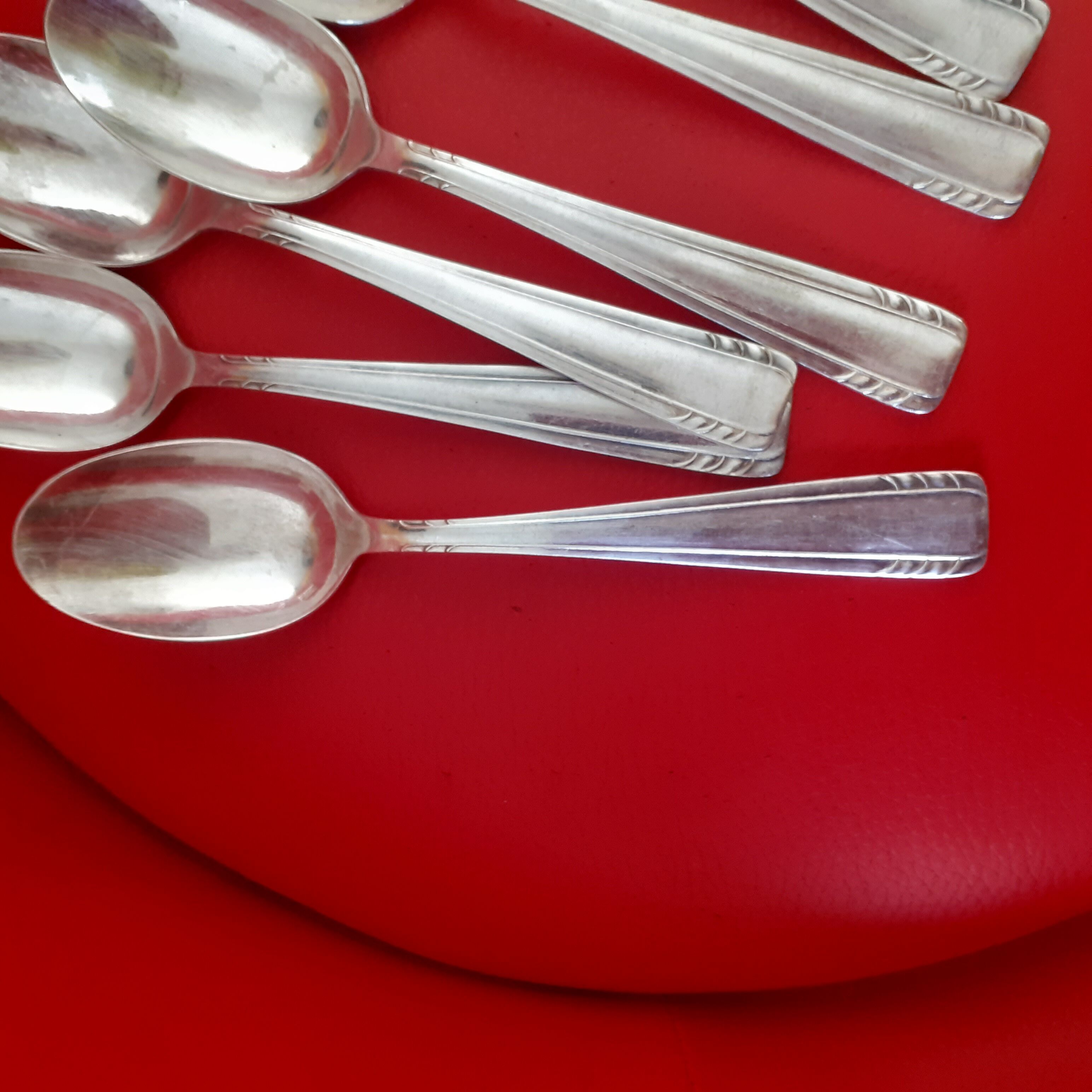 12 dessert spoons in silver metal from the 60s