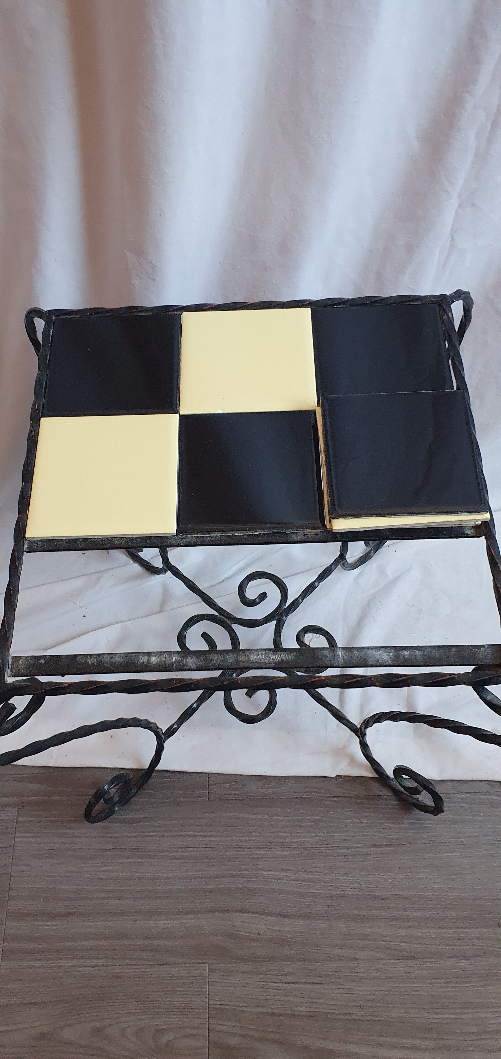 Iron table & earthenware from 1950/60