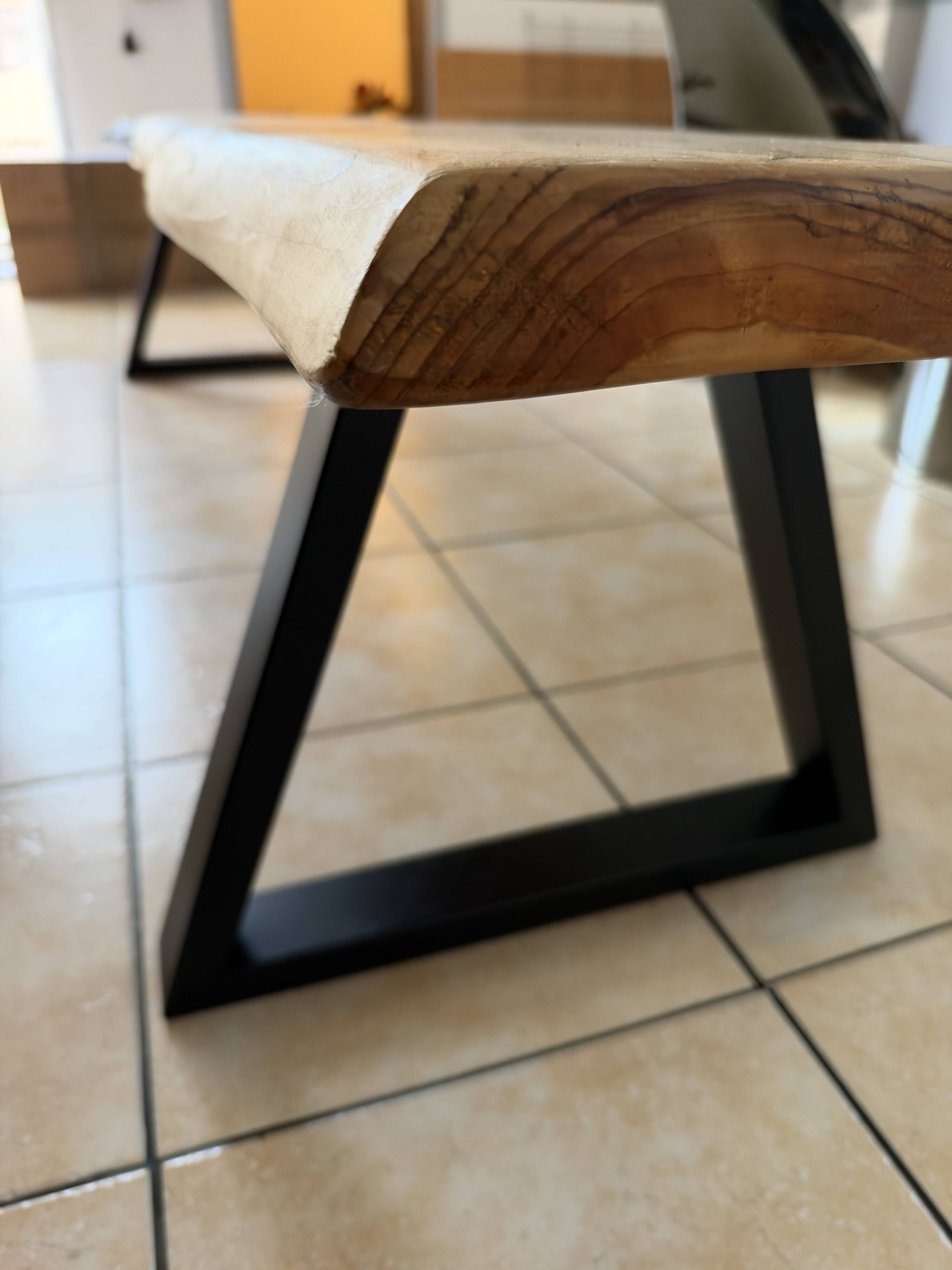 Cedar wood and black steel bench