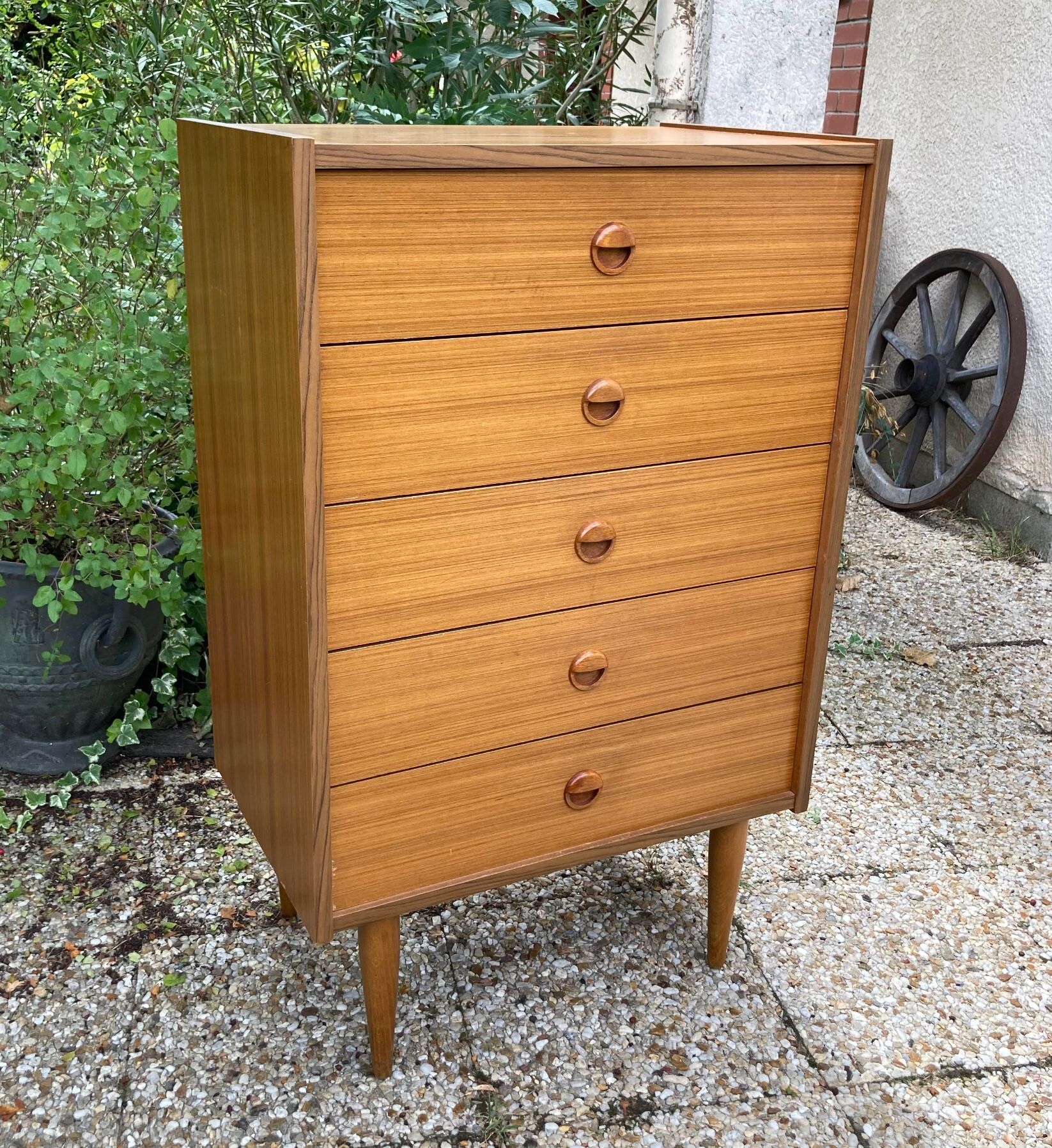 Vintage rag chest of drawers from the 60s