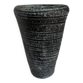 Set of 11 decorative items