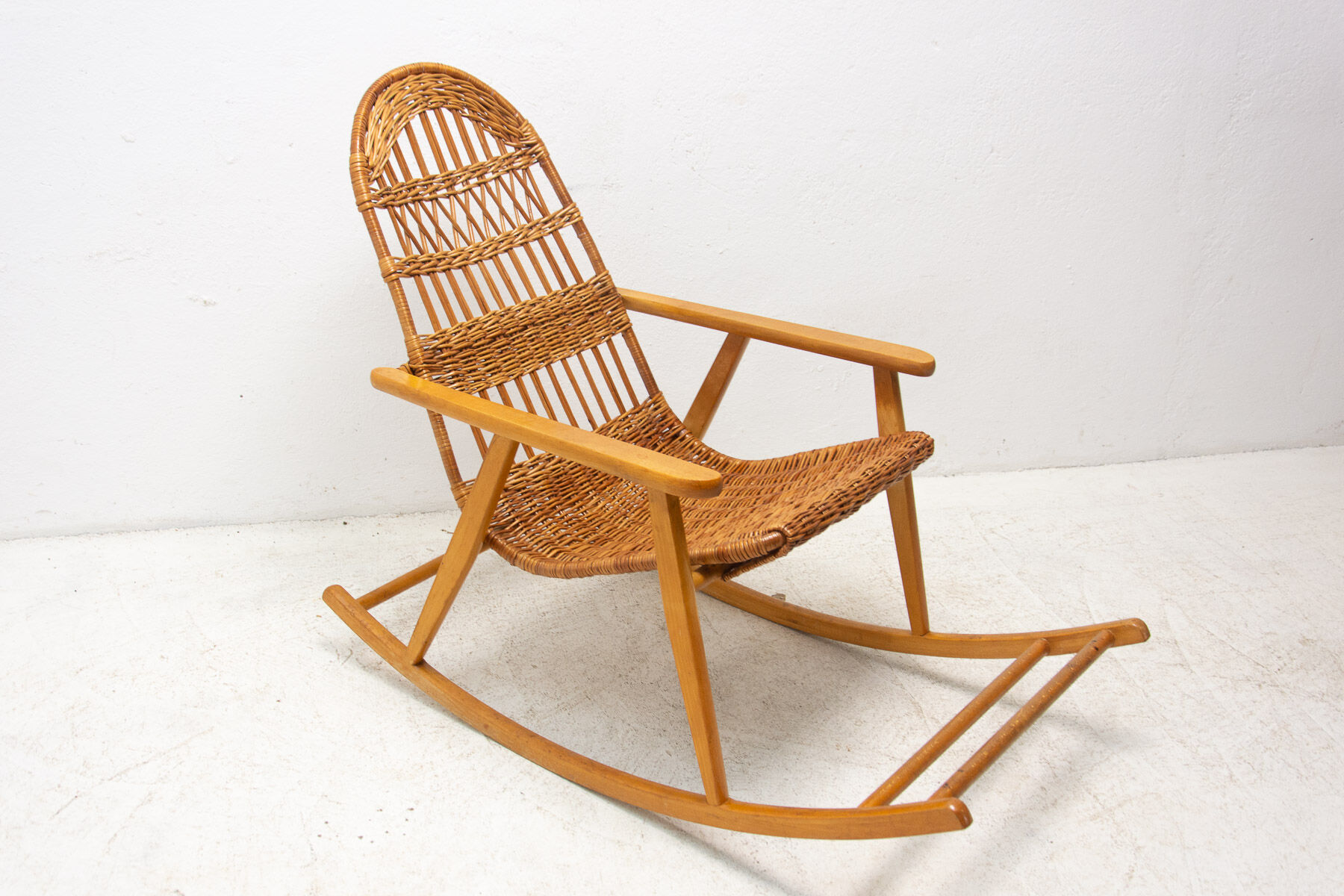 Mid-Century Wicker Rocking Chair, Czechoslovakia, 1970's