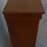 Louis Philippe style chest of drawers with 5 drawers and brass buttons – Very good condition