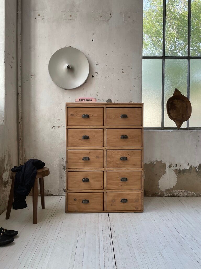 Craft furniture with drawers shell handles