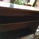 Ensemble bar en rotin bambou et ses 2 tabourets
