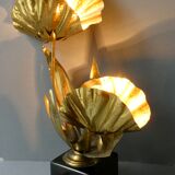 Golden metal flower lamp