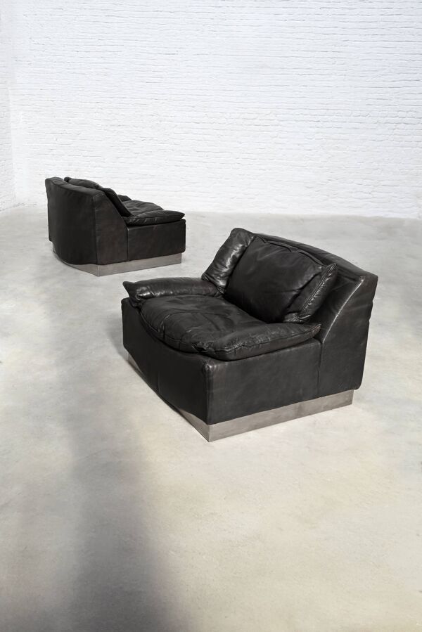 Paire de fauteuils lounge en cuir et acier de Luciano Frigerio, Italie 19