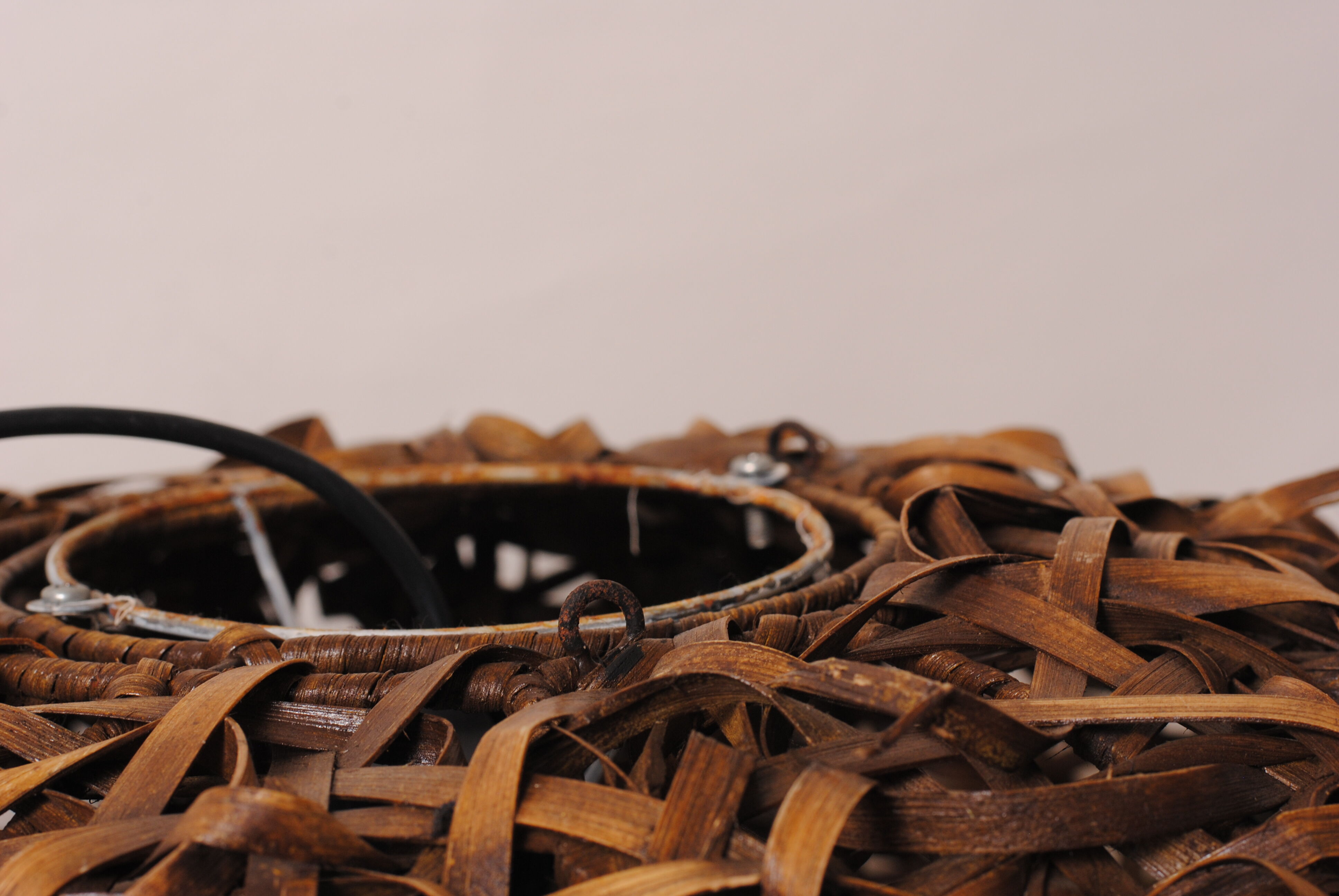 Bird's nest suspension