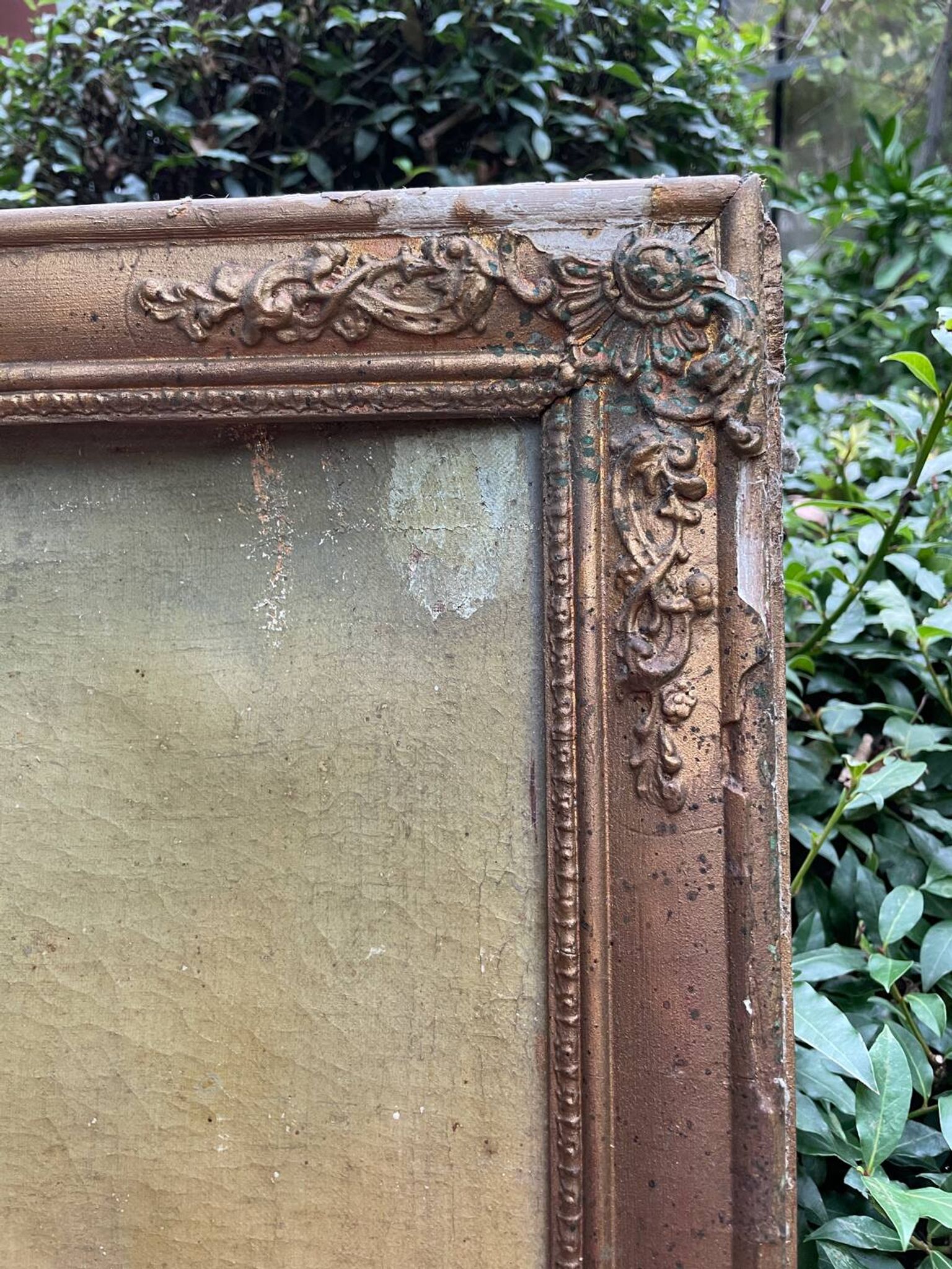 Mantelpiece mirror with bergère