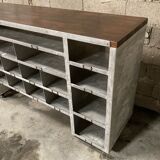 Aluminium furniture and wood on custom wheels