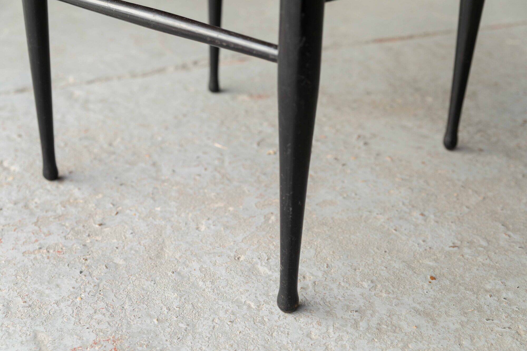 Set of 8 dining chairs ‘Baletta’ by Enrico Delmonte