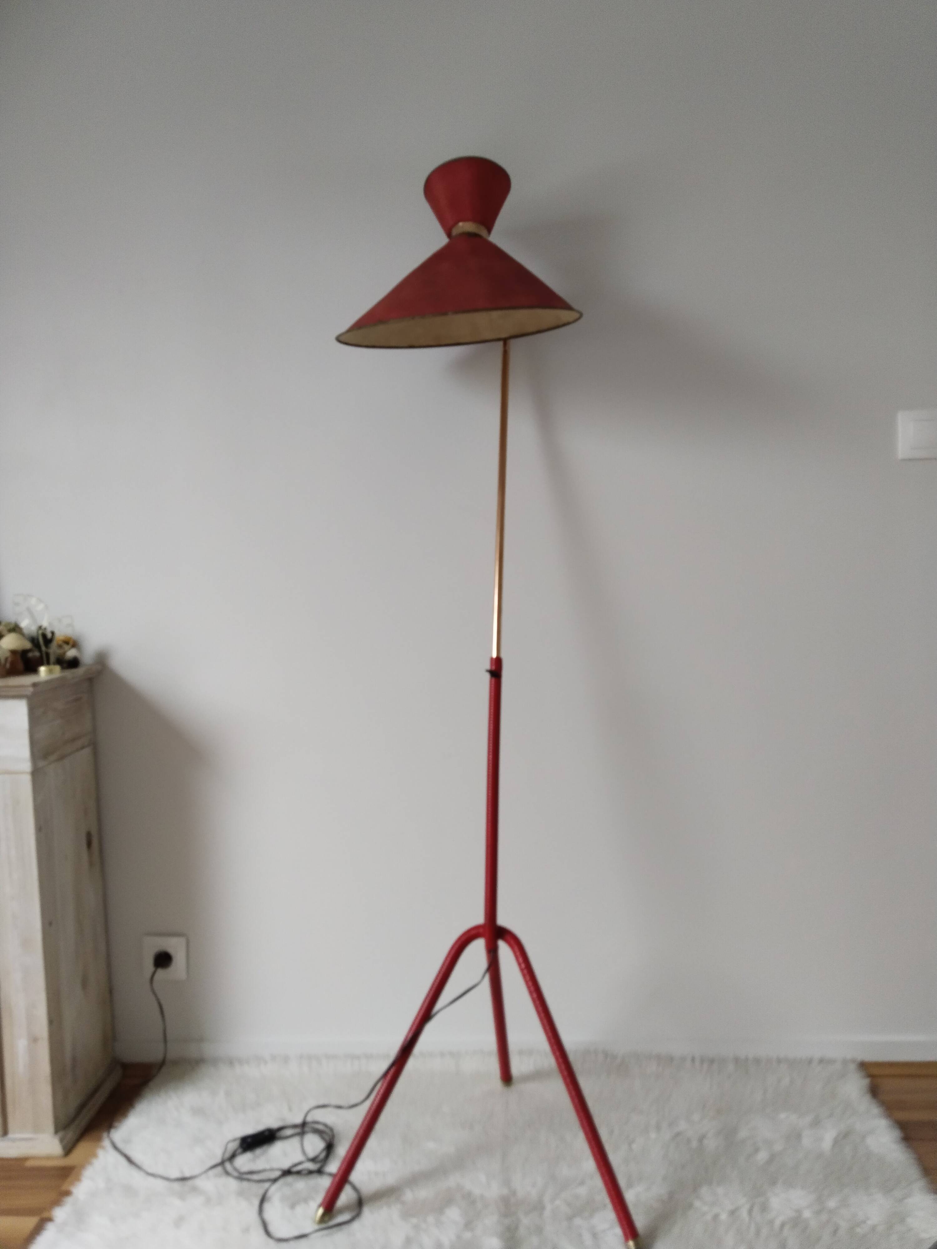 Scoubidou tripod floor lamp, Lunel style diabolo lampshade, 1950s