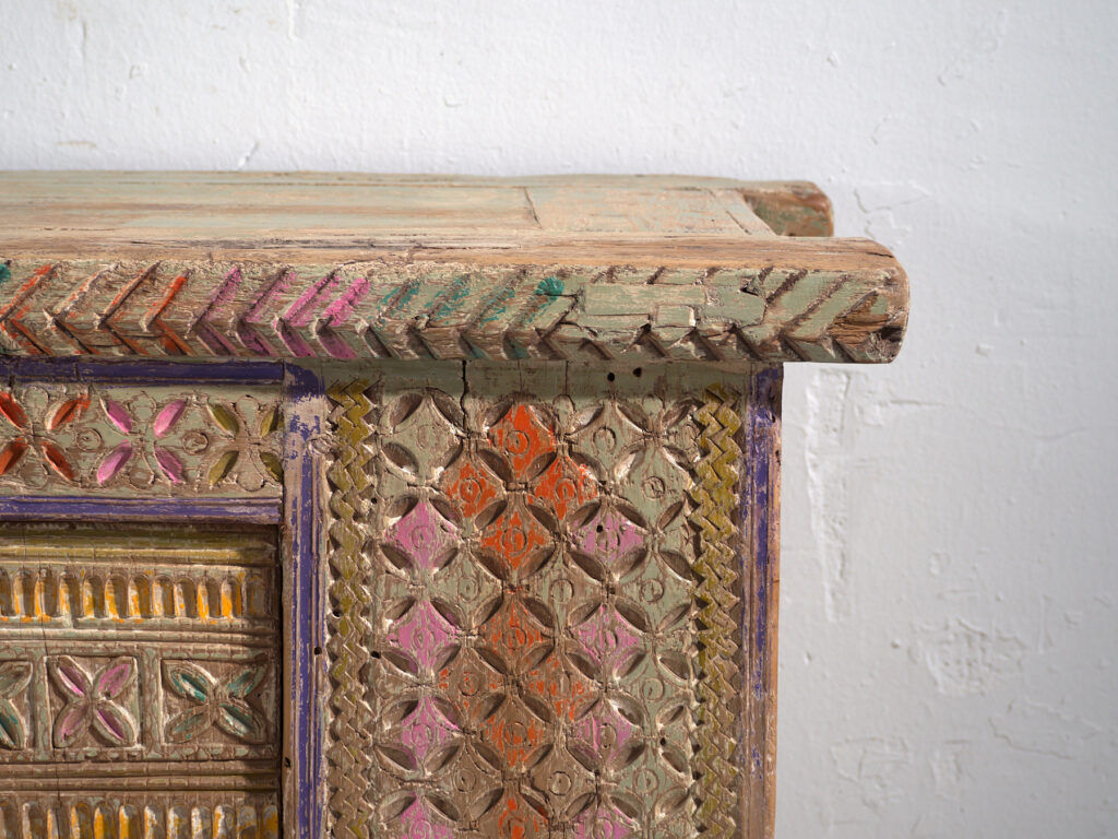 Antique buffet painted in pine wood – Xinjiang, circa 1930