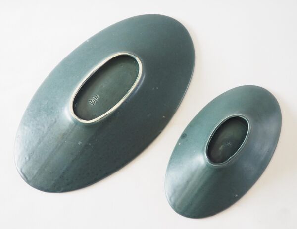 Service assiettes et plats fat lava bleu