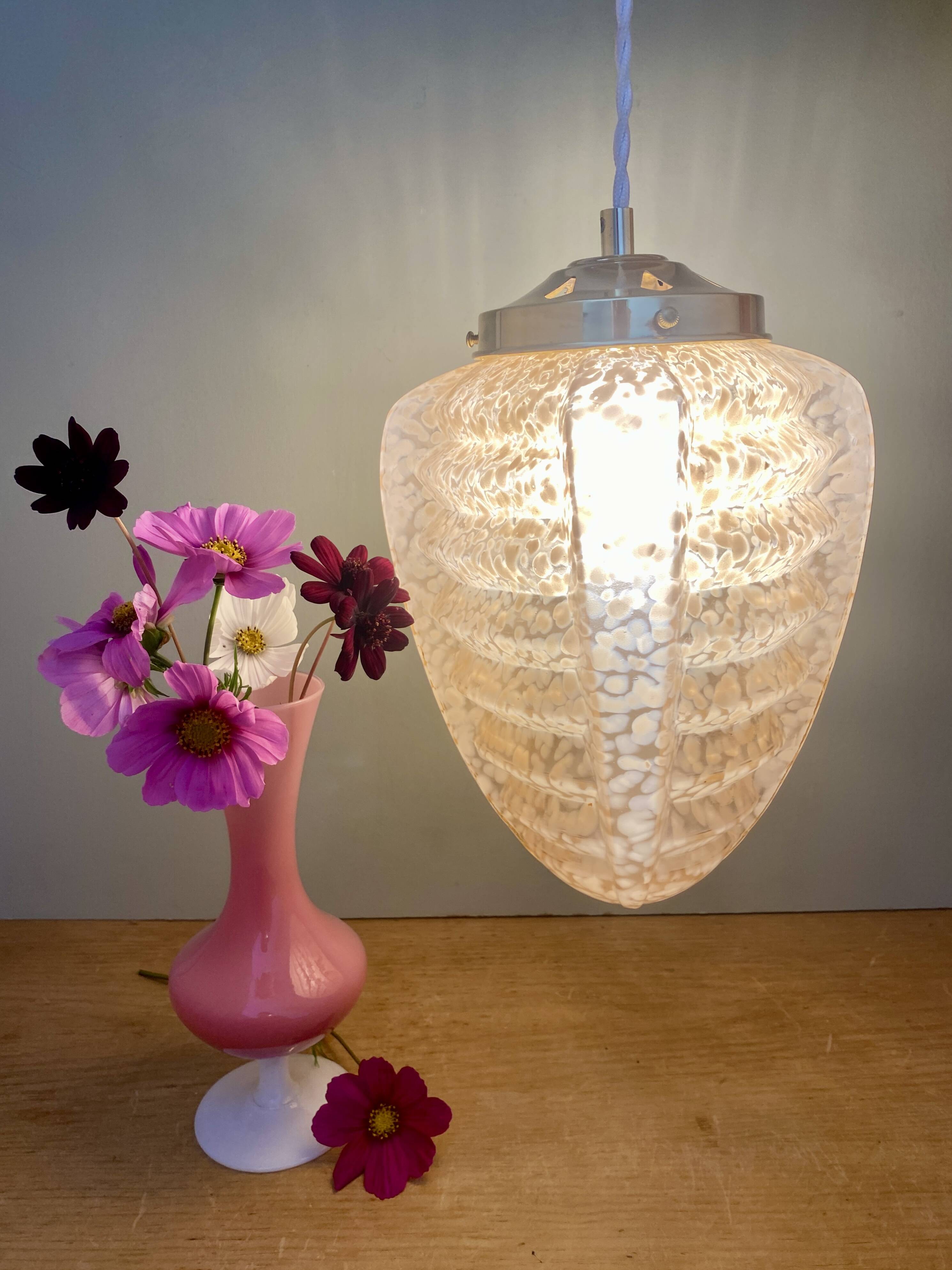 Vintage art deco globe pendant light in pink clichy glass